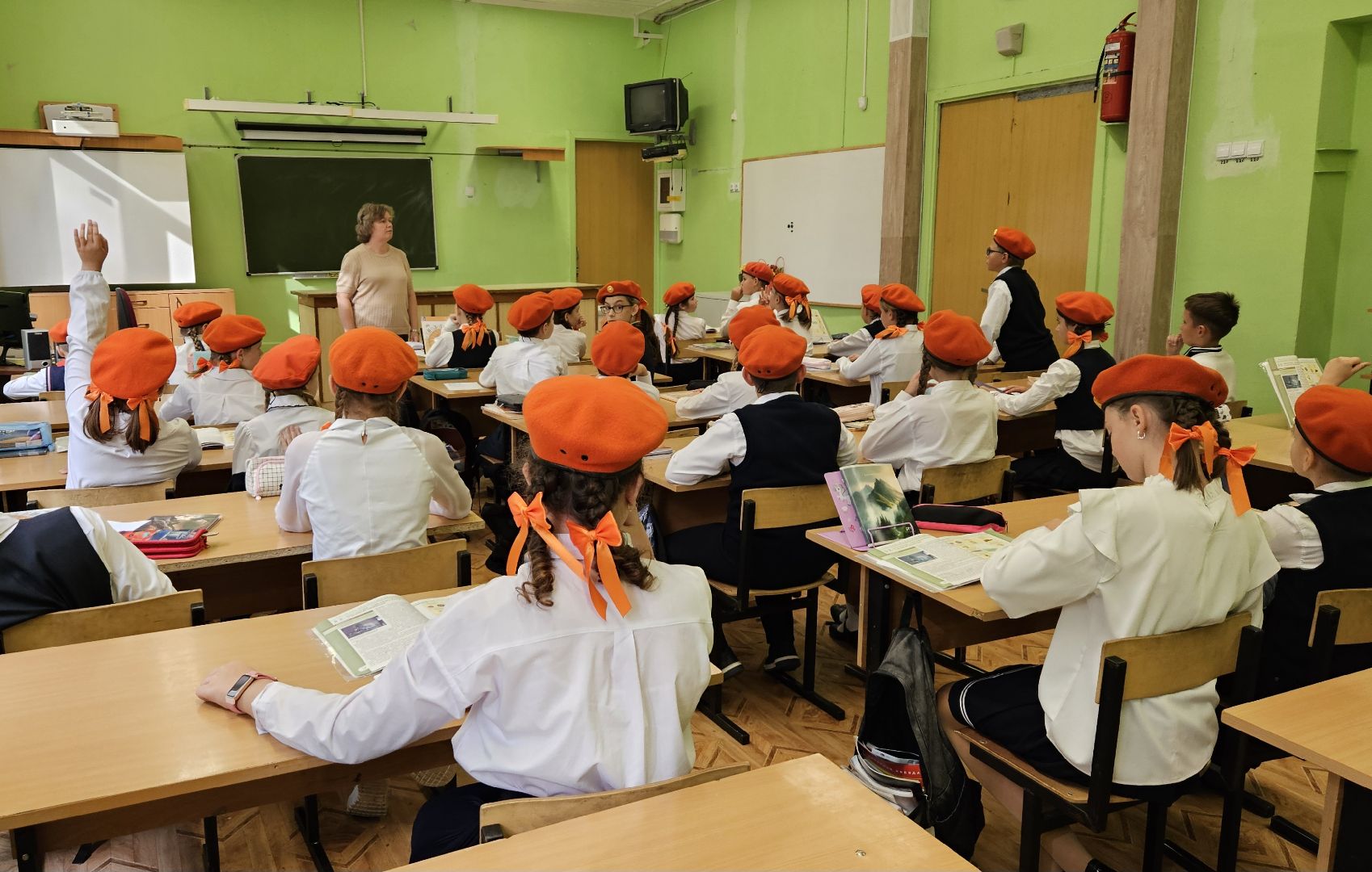 долгопрудный, школа, класс мчс, дети,юный спасатель мчс,