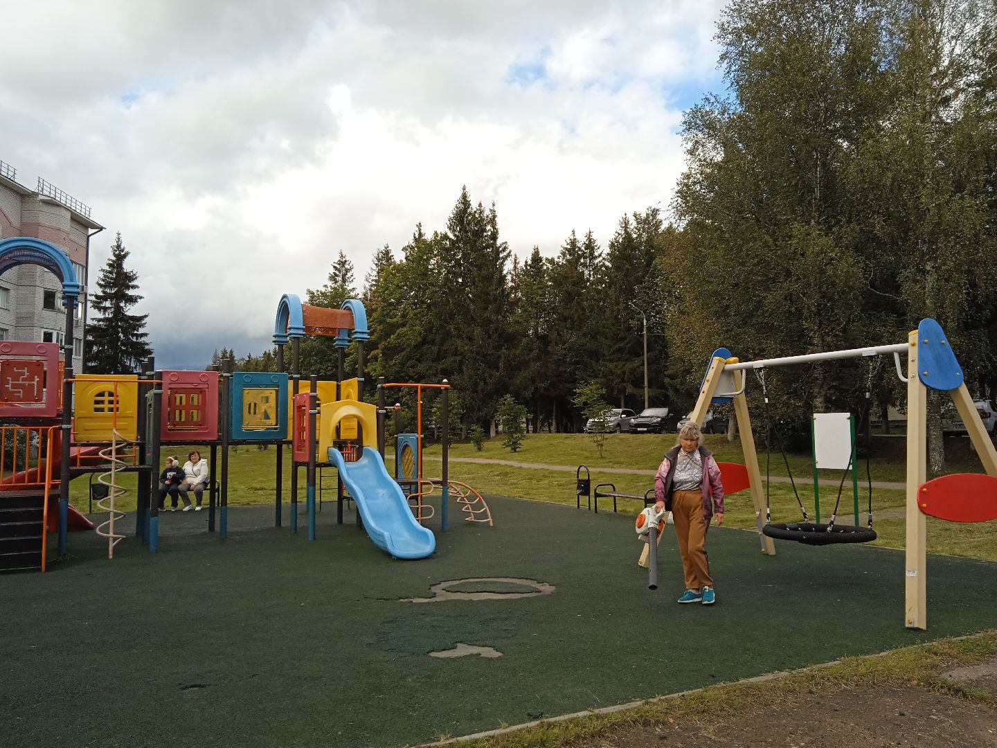 городской округ восход, жкх, благоустройство, детская площадка, уборка детских площадок,