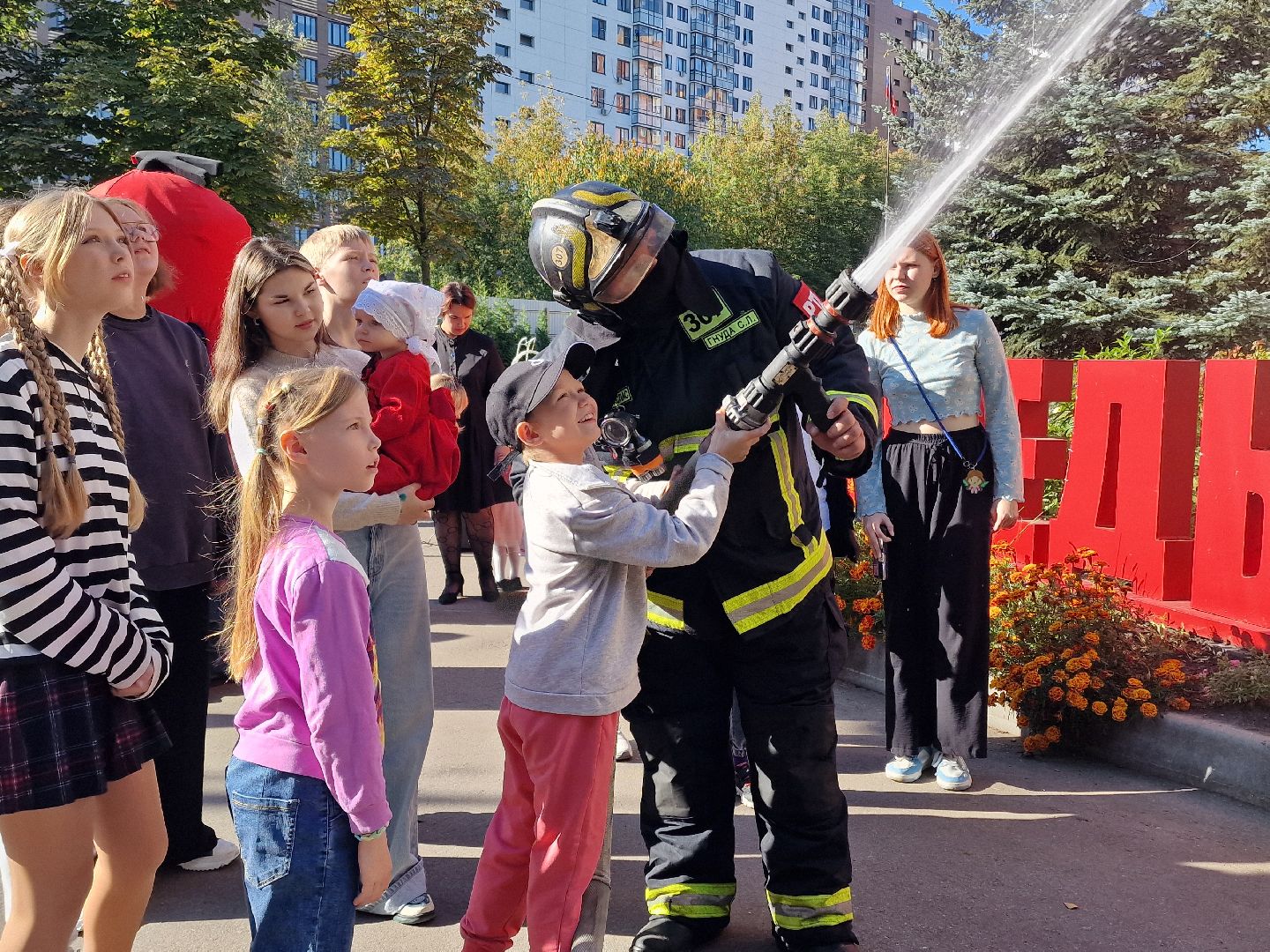 МЧС России в Балашихе, МЧС 35 лет, семейный центр непоседы в балашихе, балашиха,