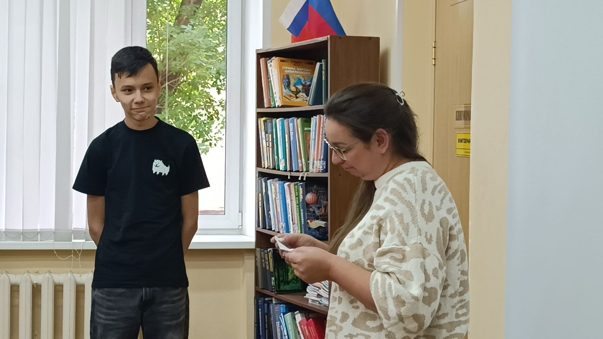 клуб, лобня, библиотека,