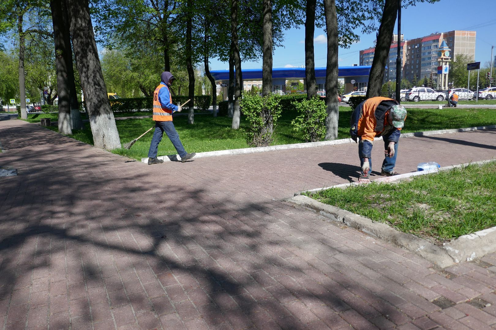 Подольск, благоустройство, бордюры, весна