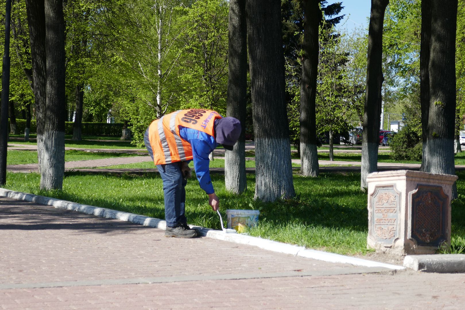 Подольск, благоустройство, бордюры, весна