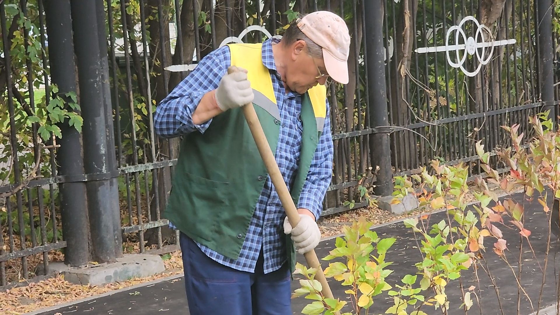 королёв, благоустройство сквера имени чмыреваив королеве, администрация городского округа королев , губернатор московской области,