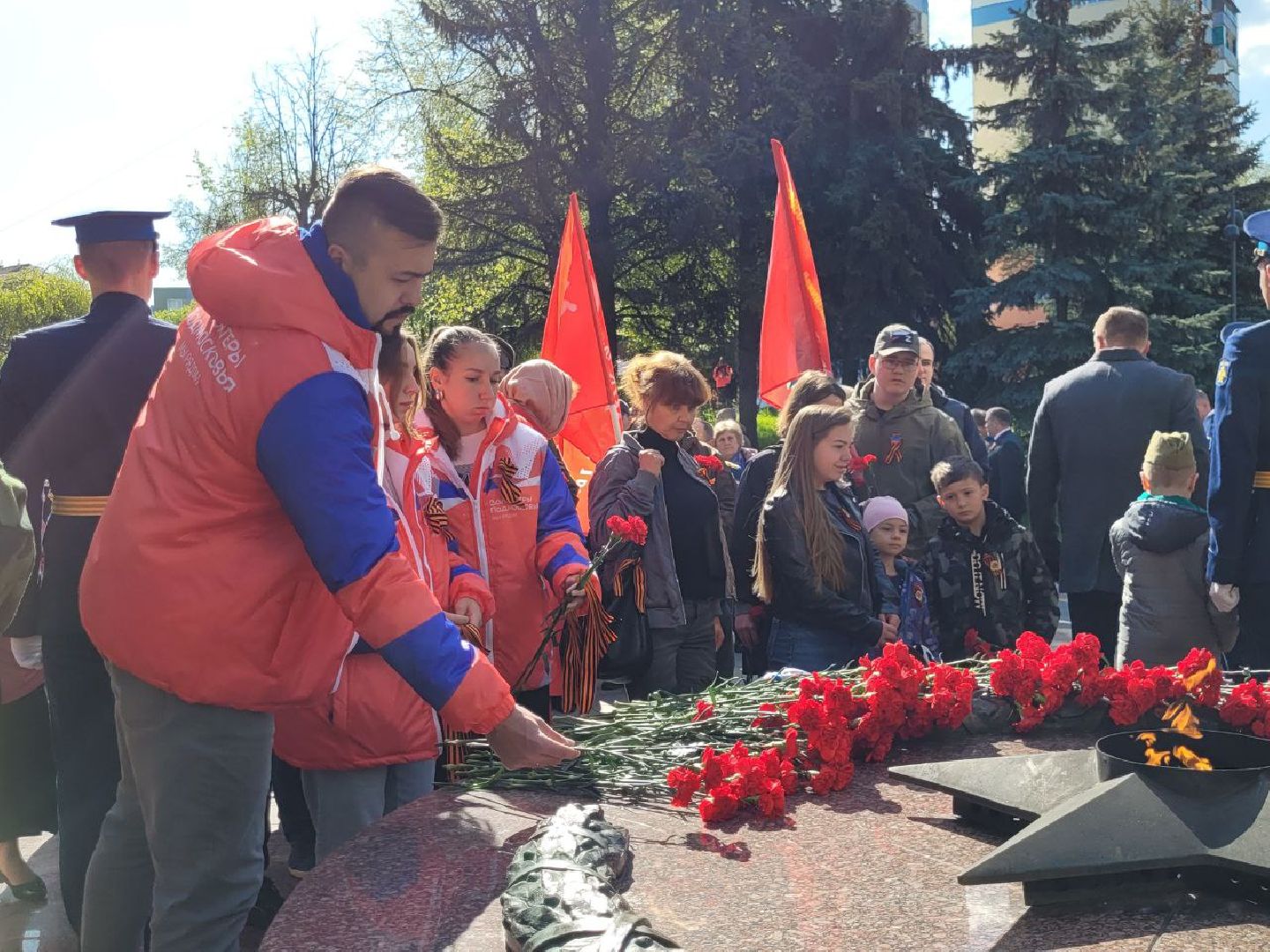 день победы; 9 мая; видное; возложение; аллея славы; дань памяти