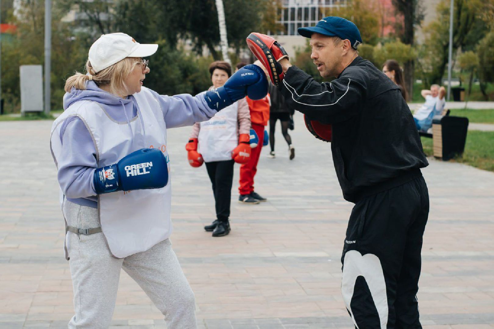 пушкино,  активное долголетие, бокс, тренировки на свежем воздухе, пожилые люди, мастер спорта,спорт - это жизнь, спорт для всех,