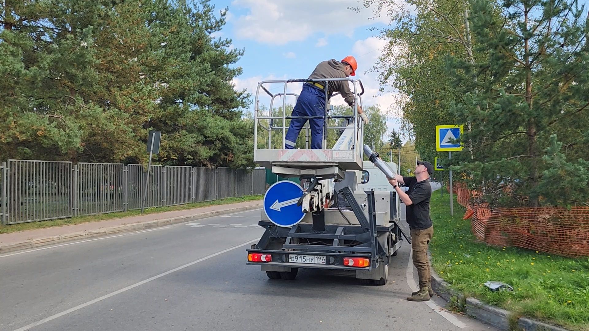 чехов, улица полиграфистов, уличное освещение, наружное освещение, замена светильников, ремонт фонарей, ремонт электропроводки,мбу чеховское благоустройство, содержание дорог, мосавтодор, портал добродел, обращения жителей,
