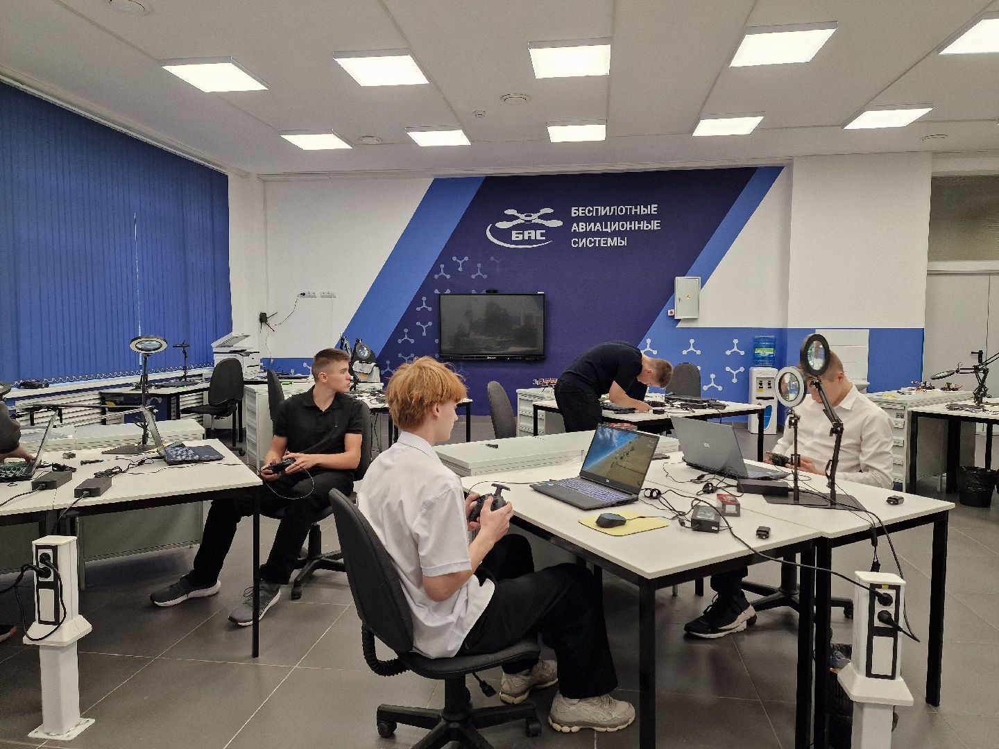 гимназия 1 им героя рф баландина, балашиха, фестиваль эра дронов,