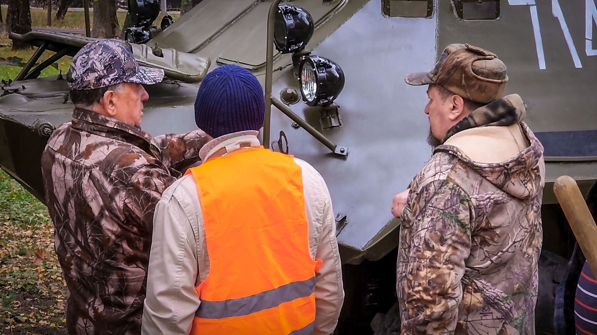 бронницы, новый мемориальный комплекс в бронницах, военная техника в бронницах,  мемориальный комплекс афганская война и специальная военная операция , ветераны афганистана бронницы,