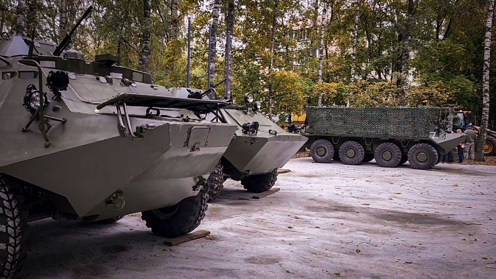 бронницы, новый мемориальный комплекс в бронницах, военная техника в бронницах,  мемориальный комплекс афганская война и специальная военная операция , ветераны афганистана бронницы,