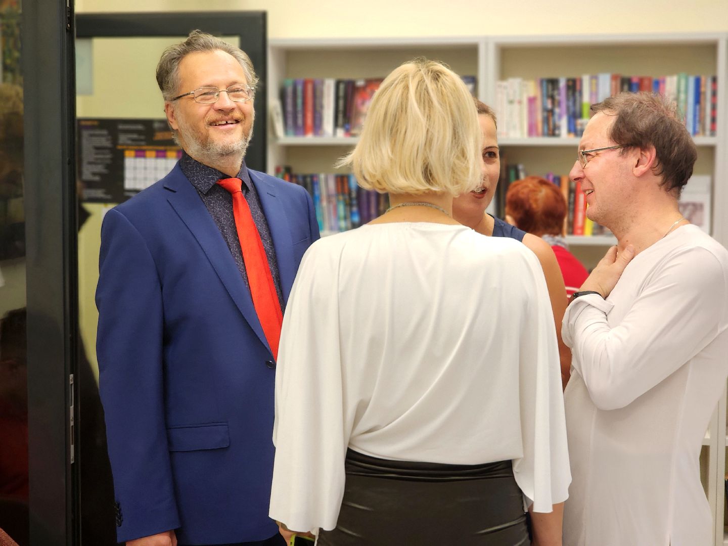 дубна, блохинка, оияи, фестиваль клевер, досуг для взрослых,