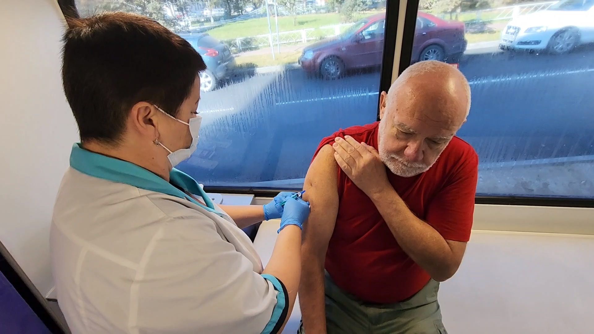 чехов, чеховская больница, вакцинация, прививочная кампания, прививки от гриппа, прививки от пневмонии, препараты от гриппа, совигрипп, флю-м, ультрикс квадри, вакцинация детей, вакцинация взрослых жителей, главврач чеховской больницы, андрей попов, глава округа михаил собакин,статистика,