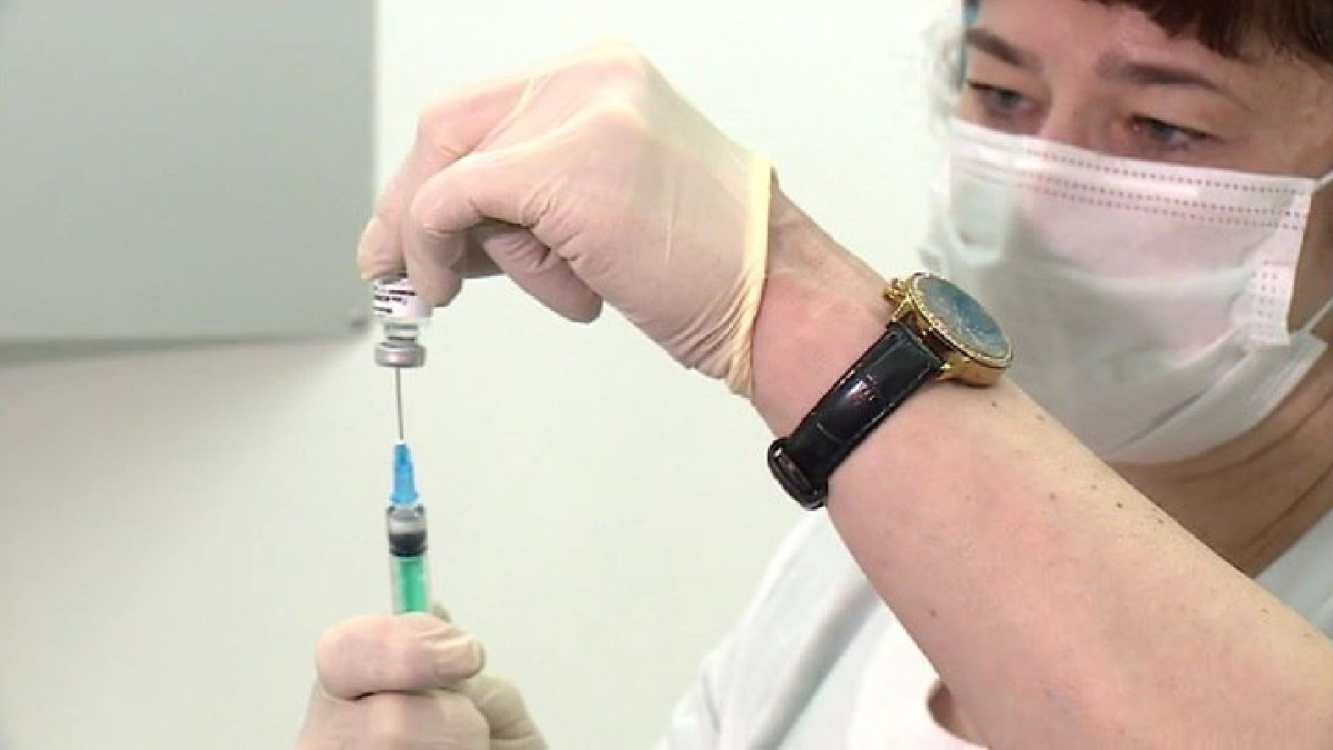 чехов, чеховская больница, вакцинация, прививочная кампания, прививки от гриппа, прививки от пневмонии, препараты от гриппа, совигрипп, флю-м, ультрикс квадри, вакцинация детей, вакцинация взрослых жителей, главврач чеховской больницы, андрей попов, глава округа михаил собакин,статистика,