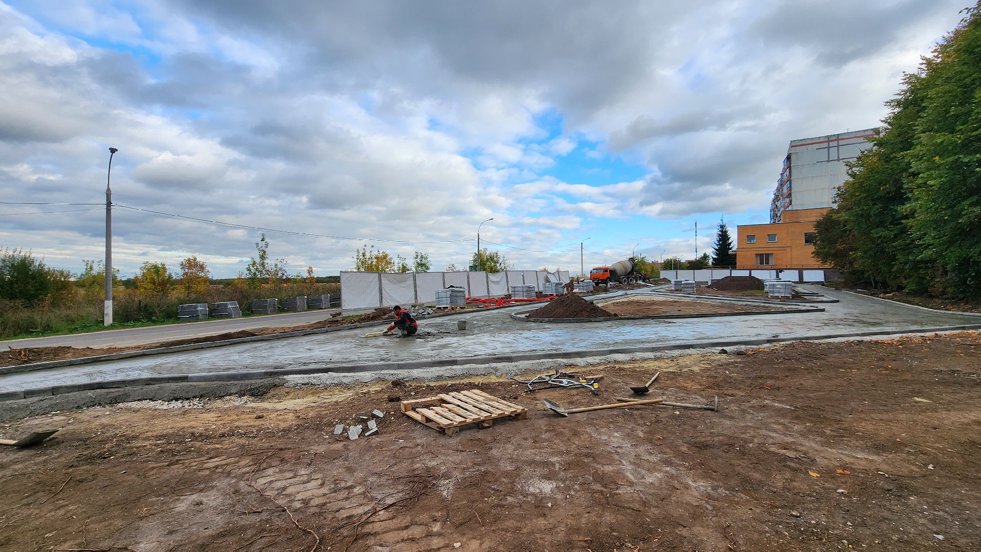 кашира, благоустройство, комфортная городская среда, национальный проект, сквер, тротуарная плитка,