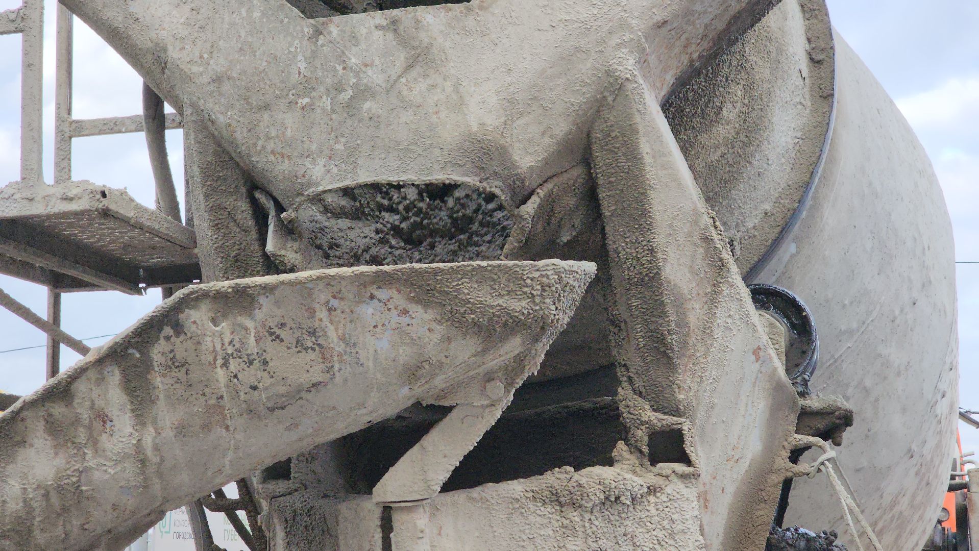 кашира, благоустройство, комфортная городская среда, национальный проект, сквер, тротуарная плитка,