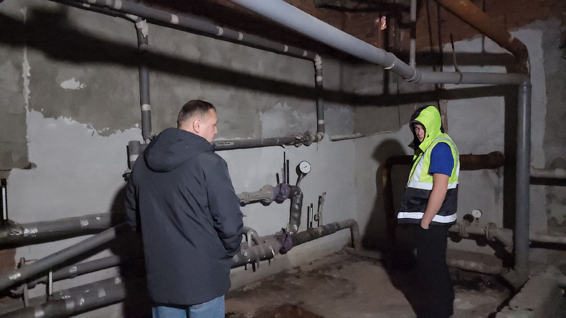 пушкино, начало отопительного сезона, многоквартирные дома, тепловые сети, тепловой пункт, запорная арматура, мкд, отопительный сезон 2025-2026, отопительный период,тепло в дома, тепло жителям,