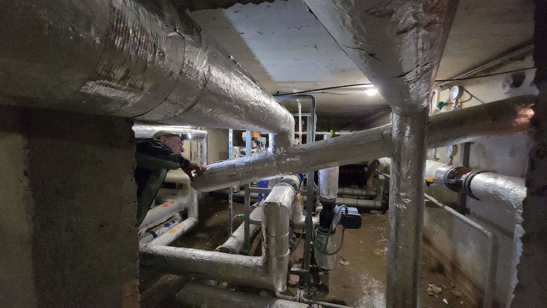 пушкино, начало отопительного сезона, многоквартирные дома, тепловые сети, тепловой пункт, запорная арматура, мкд, отопительный сезон 2025-2026, отопительный период,тепло в дома, тепло жителям,