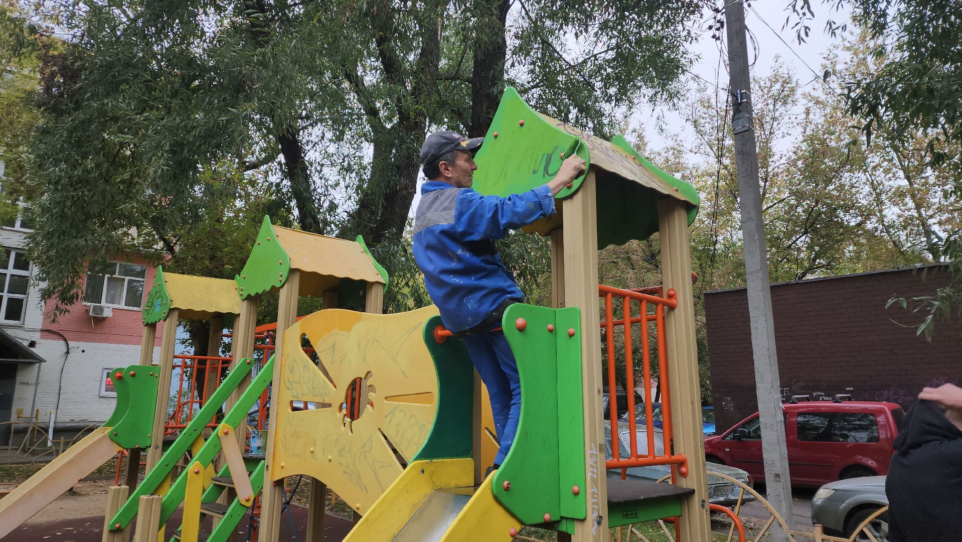 пушкино, благоустройство, детские площадки, граффити, вандализм, новая детская площадка, игровой комплекс, формирование комфортной городской среды,