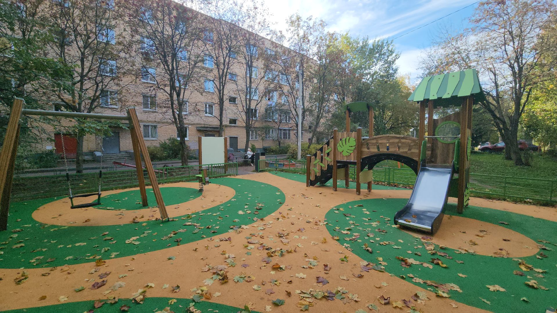 пушкино, благоустройство, детские площадки, граффити, вандализм, новая детская площадка, игровой комплекс, формирование комфортной городской среды,