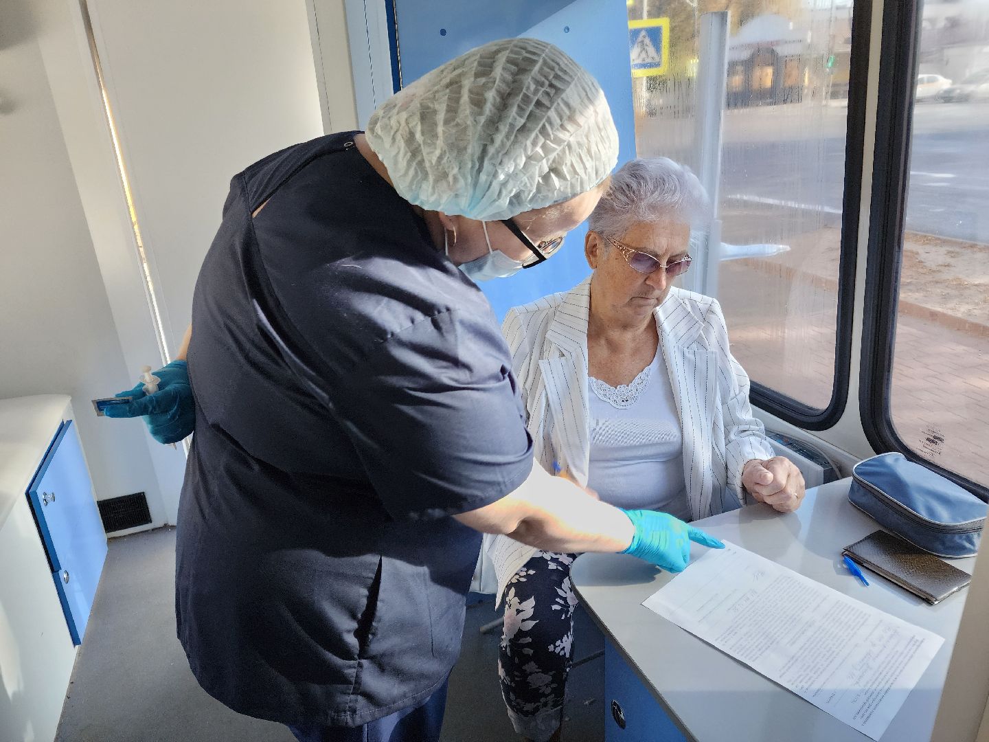 чехов, чеховская больница, взрослая поликлиника, улица гагарина 37а, передвижной фап, диспансеризация, профосмотры, обследования, диспансерный учет, профилактика заболеваний,анализы, диагностика, выявление болезней на ранних стадиях, заместитель главного врача, александра мурашкина, статистика,