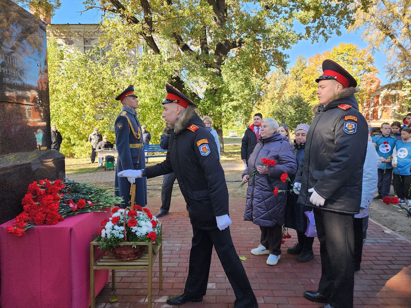раменское, общество, памятник герою сергею ивановичу солнцеву,  открытие нового мемориала на улице солнцева,
