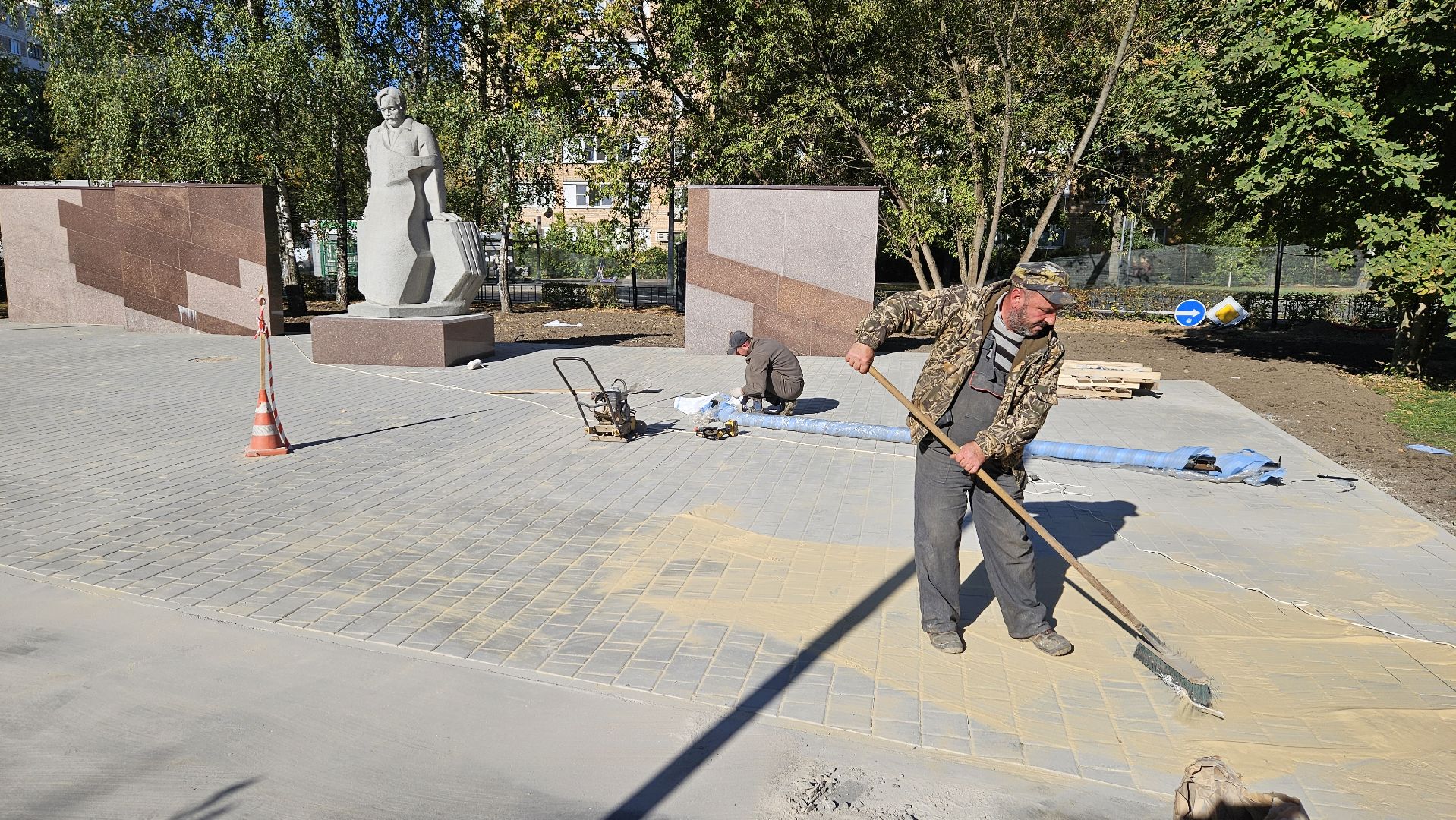 долгопрудный, сквер, сквер строителей, благоустройство,