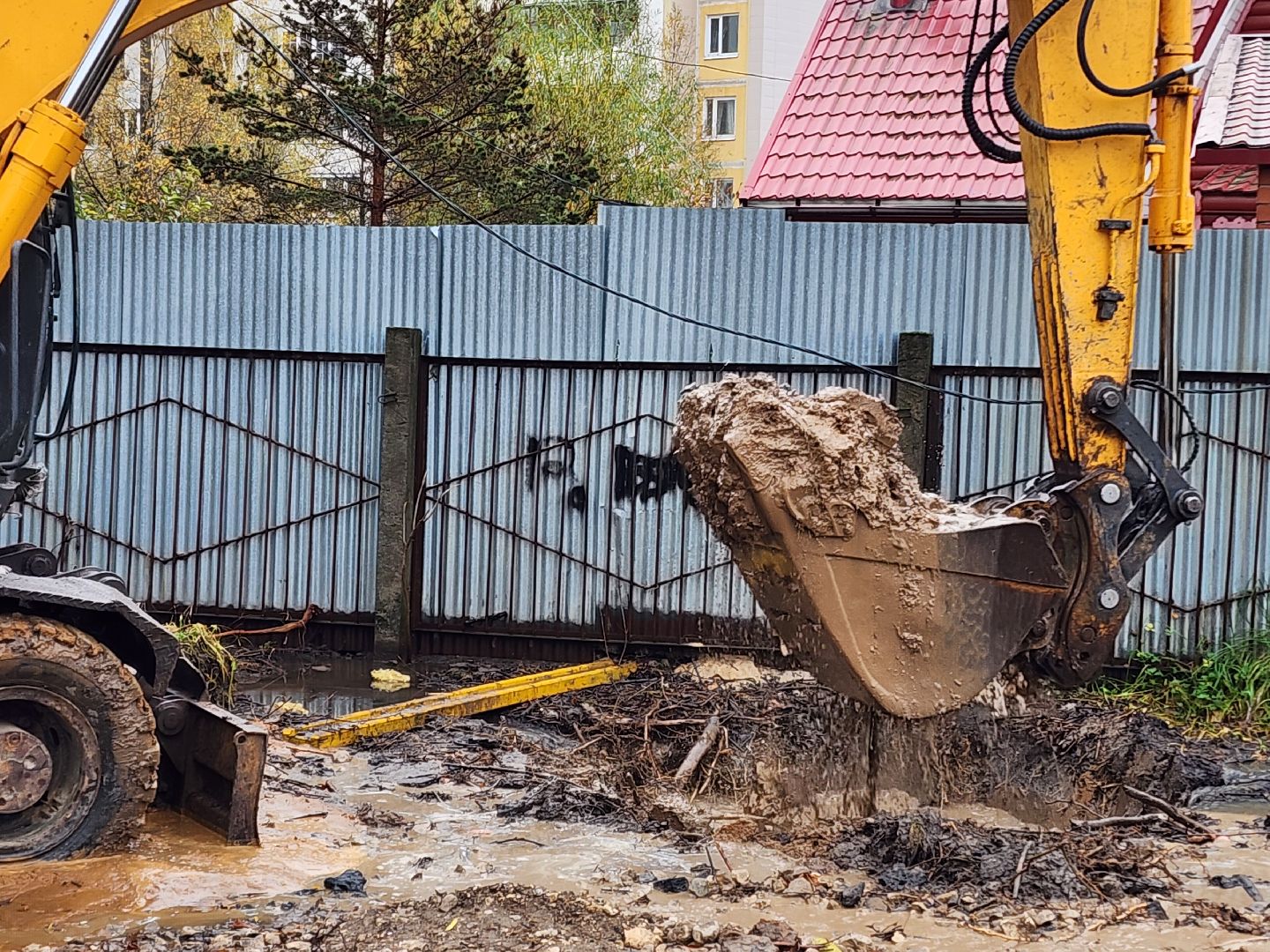 чехов, улица чехова 8а, гимназия 2, пристройка, строительство, реконструкция, губернатор подмосковья, госпрограмма московской области,