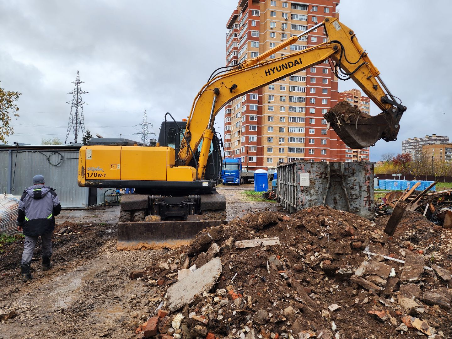 чехов, улица чехова 8а, гимназия 2, пристройка, строительство, реконструкция, губернатор подмосковья, госпрограмма московской области,