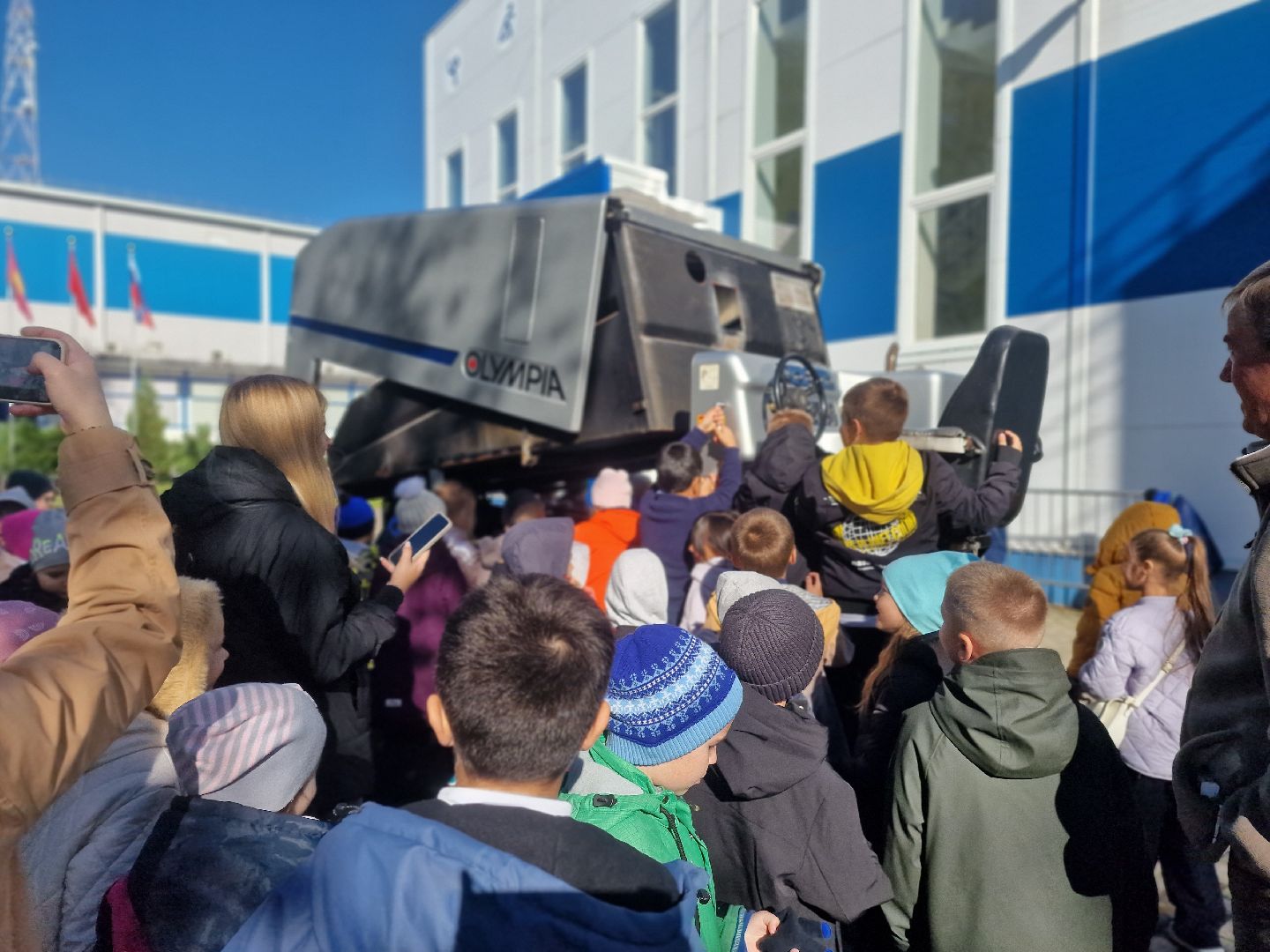 воскресенск, хоккей, олимпийский чемпион,