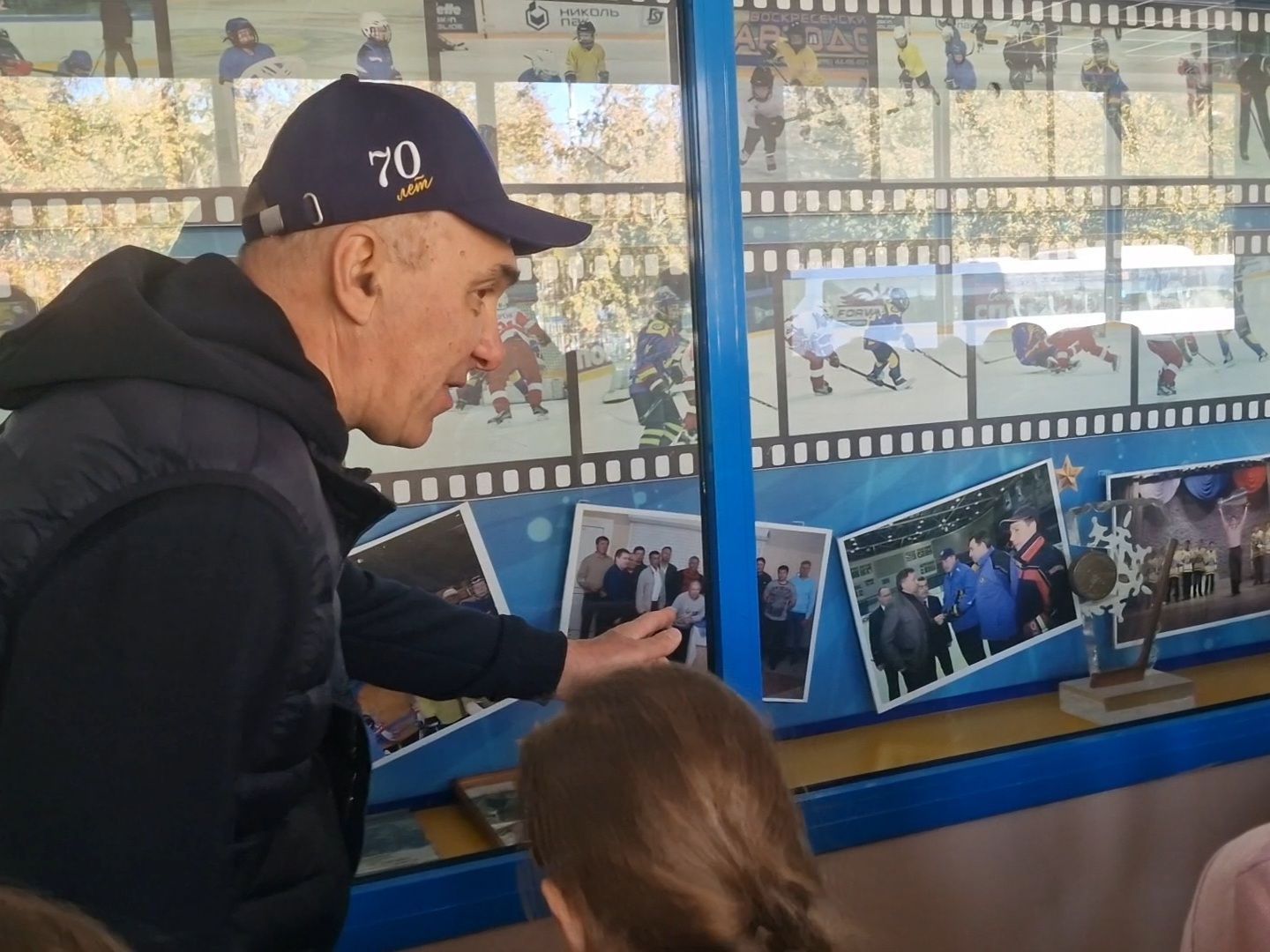 воскресенск, хоккей, олимпийский чемпион,