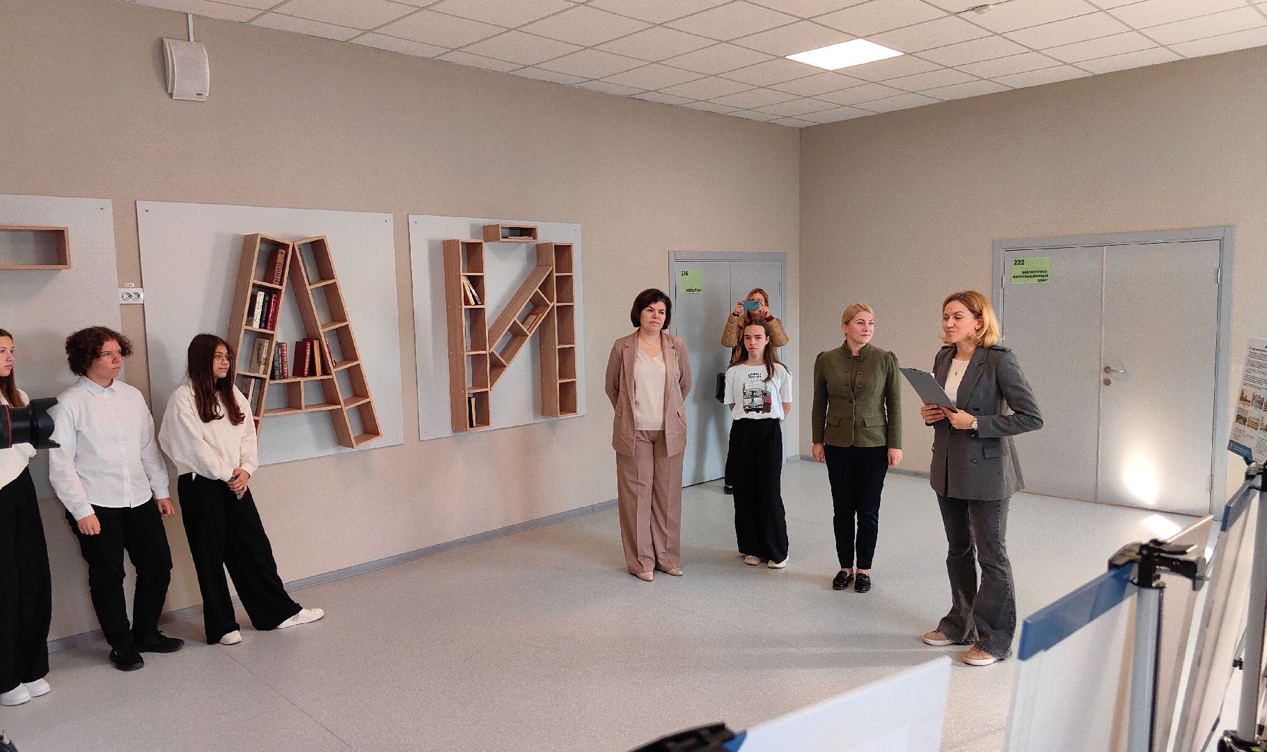 выставка, промышленность, предприятия, хлеб, лицей, зарождение,  развитие бизнеса,