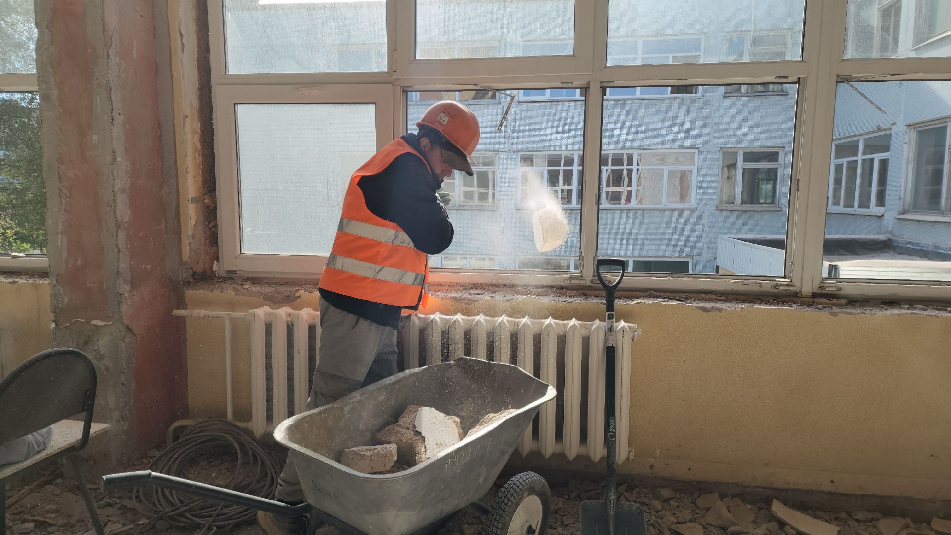 капитальный  ремонт, Капитальный ремонт школы, Лобня,