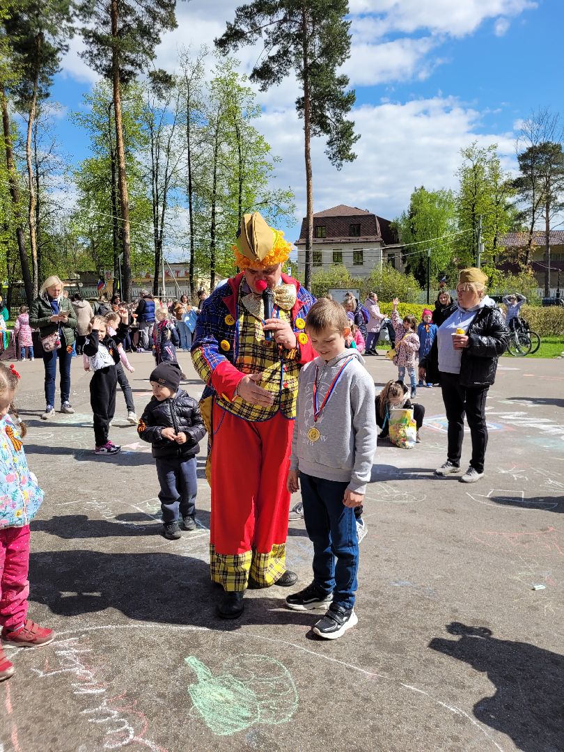 дети; день победы; рисунок великой победы; парки подмосковья; видное;