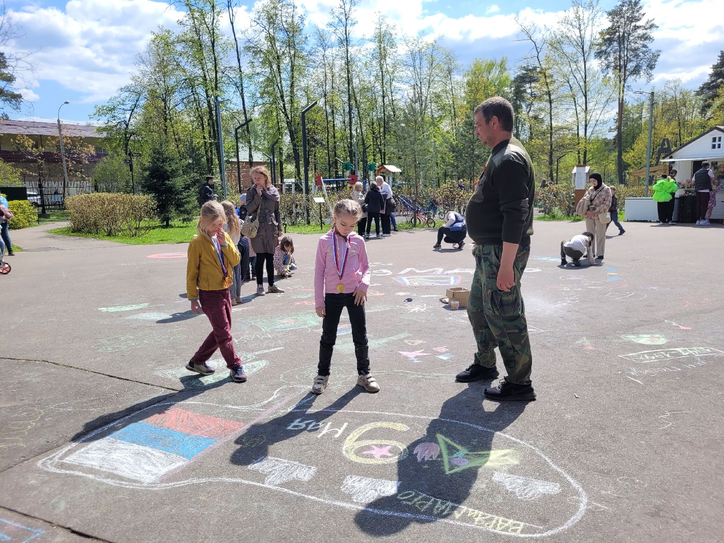 дети; день победы; рисунок великой победы; парки подмосковья; видное;