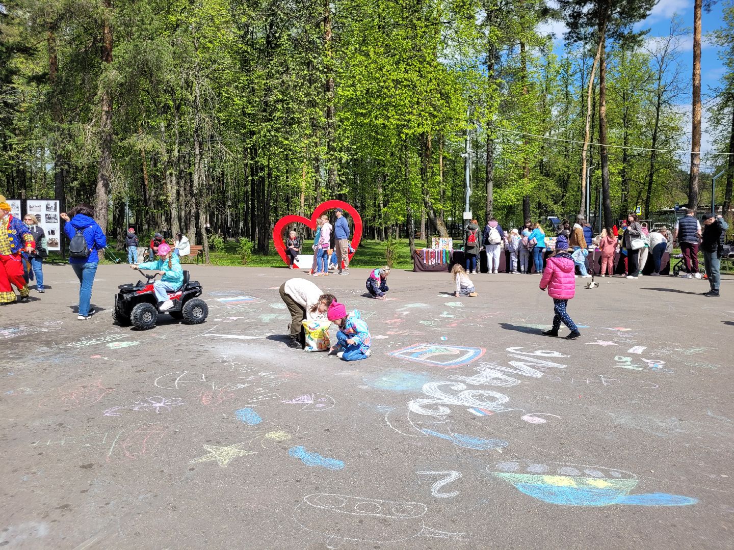 дети; день победы; рисунок великой победы; парки подмосковья; видное;