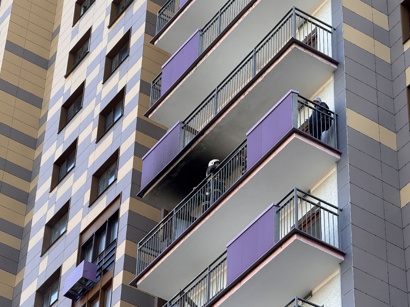 Пожар в Одинцово, Пострадавших нет, Все сгорело,