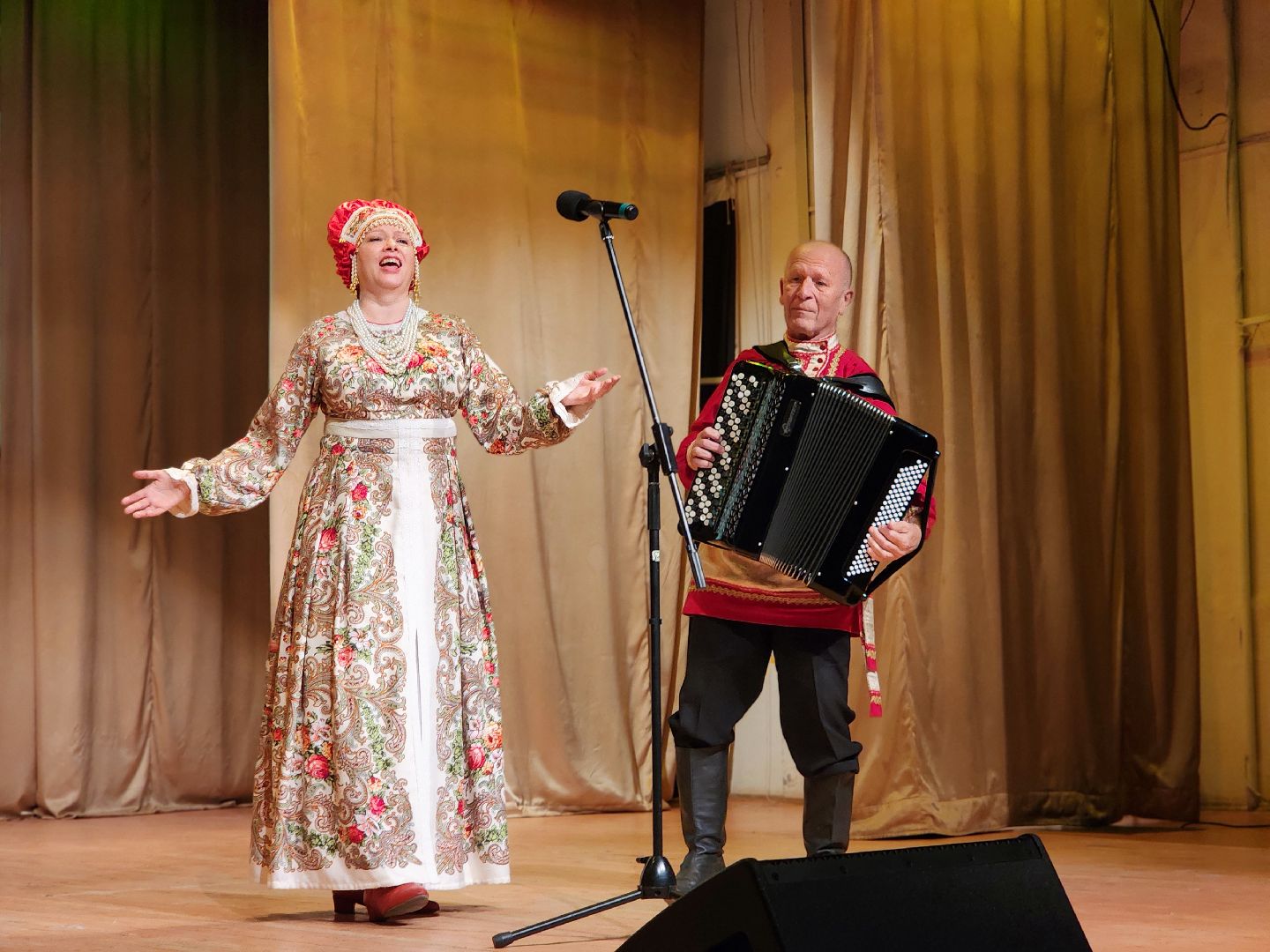 фрязино, день пожилого человека, концерт, пенсионеры,