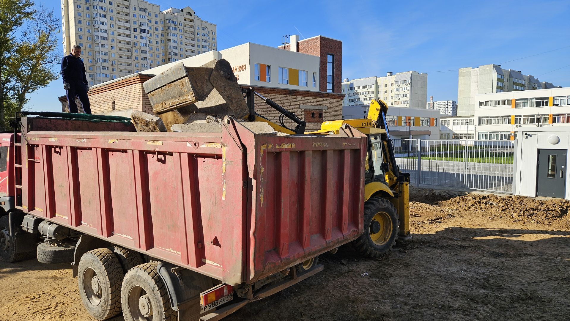 долгопрудный, благоустройство, гимназия 13 в долгопрудном, инженерные сети,