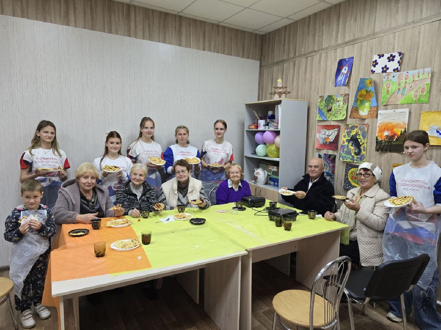 можайск, можайский муниципальный округ, подмосковье, общество, волонтеры подмосковье, день пожилого человека, старшее поколение,