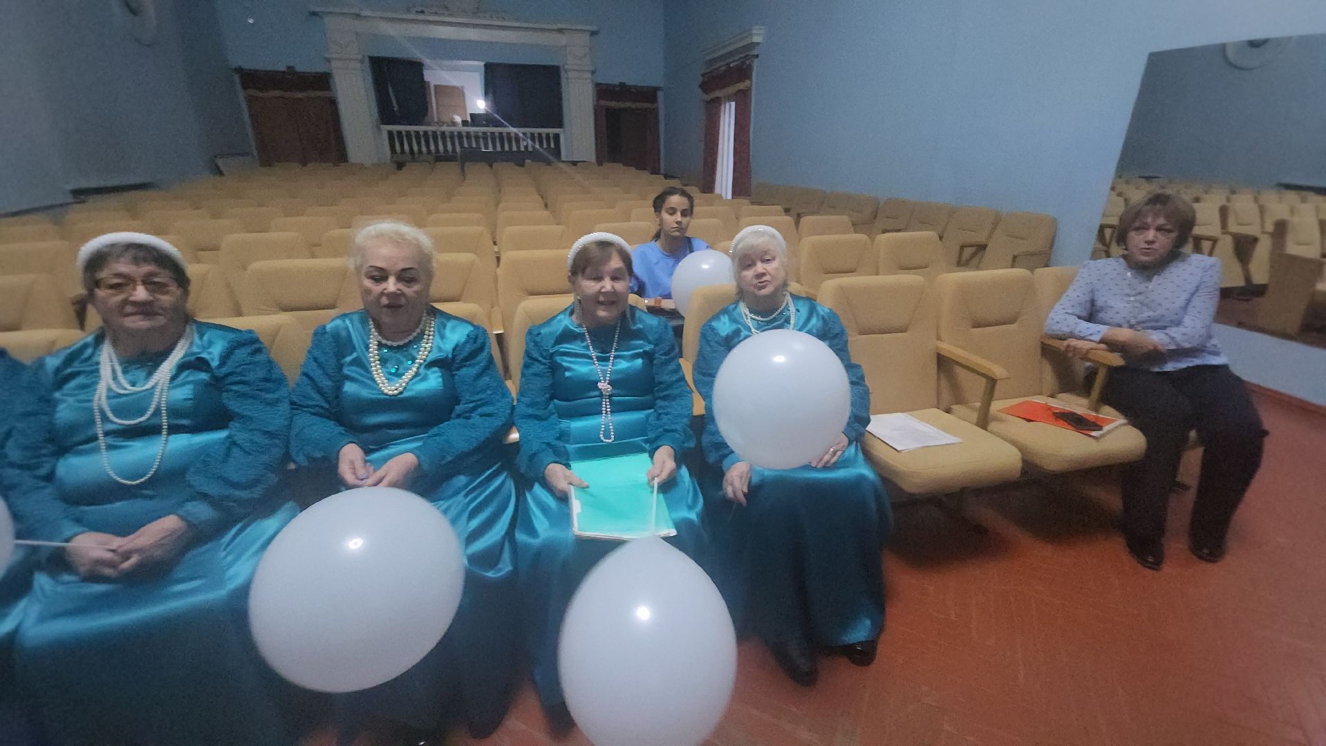 долгопрудный, дк нефтяник, ивушка, день пожилого человека, активное долголетие,