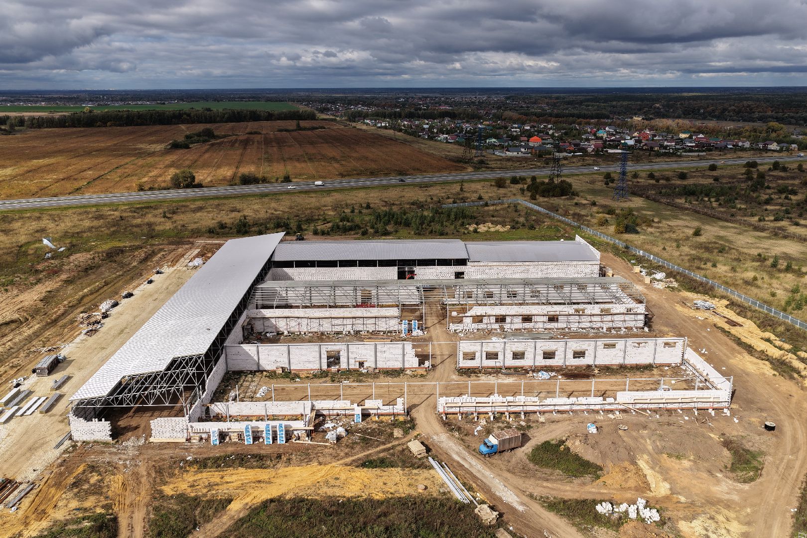видео с коптера, фармакологическое предприятие,
