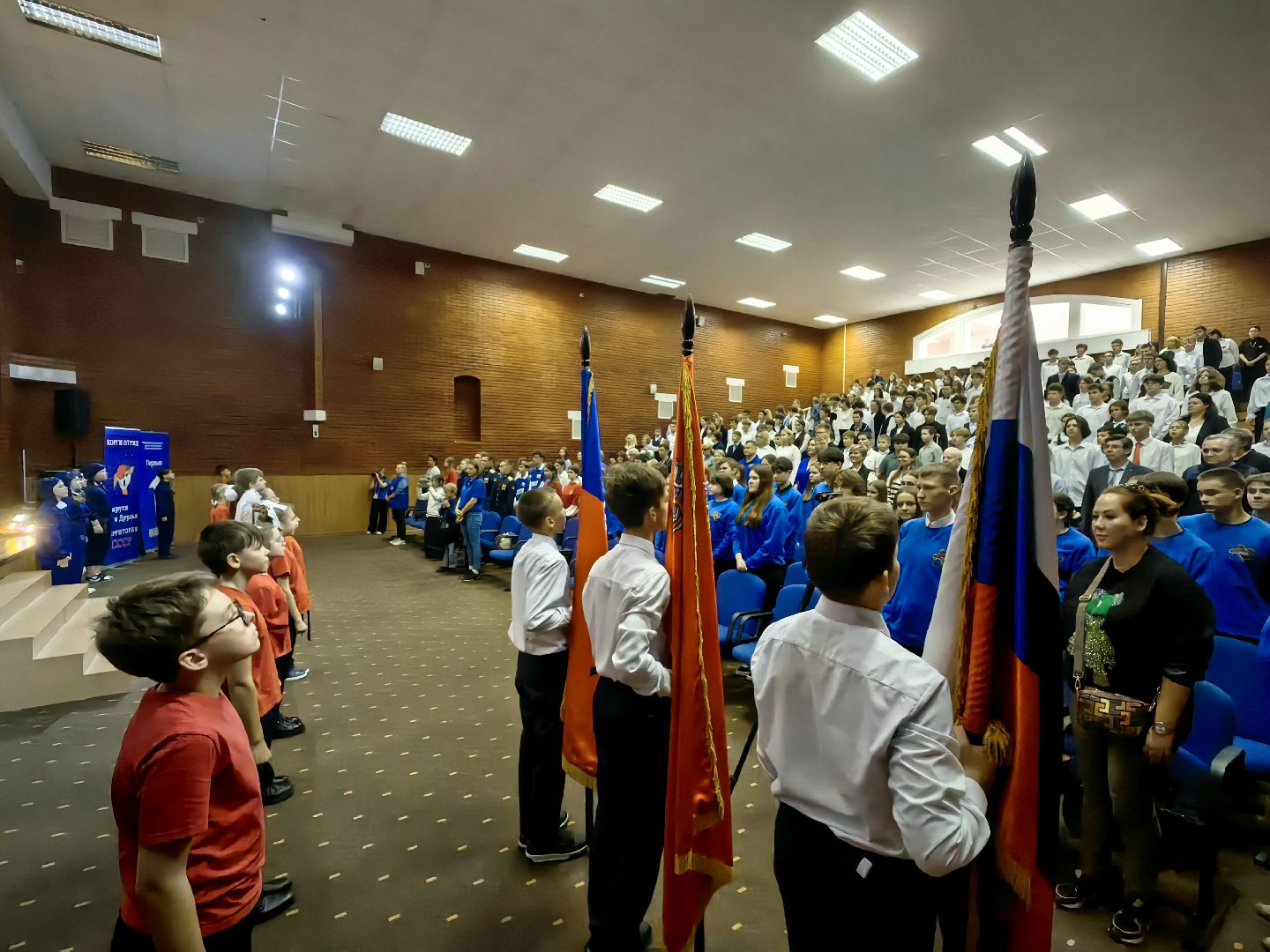 корги, отряд, волонтеры, миссия, космонавт, герой рф,