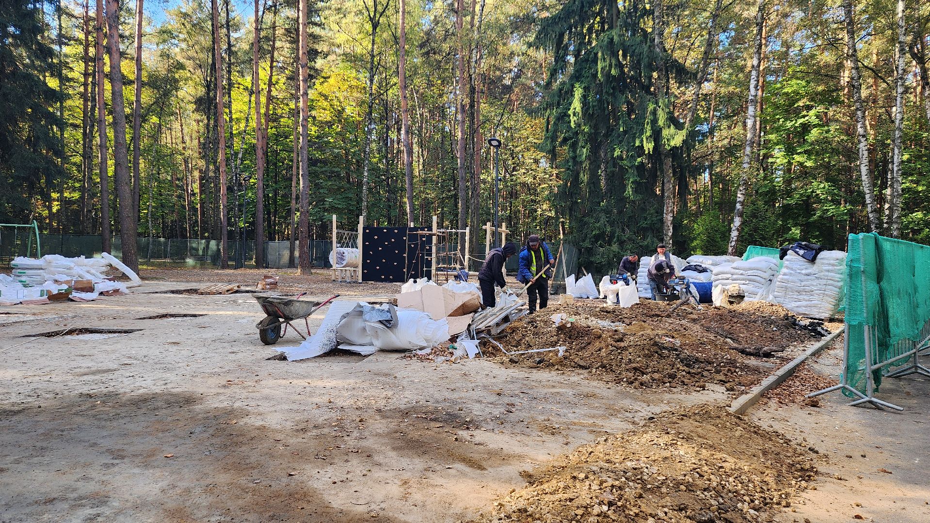 парк , парк культуры, парк отдыха, парк елочки, домодедово, подмосковье, детская  площадка, игровые элементы,  дети, детство,