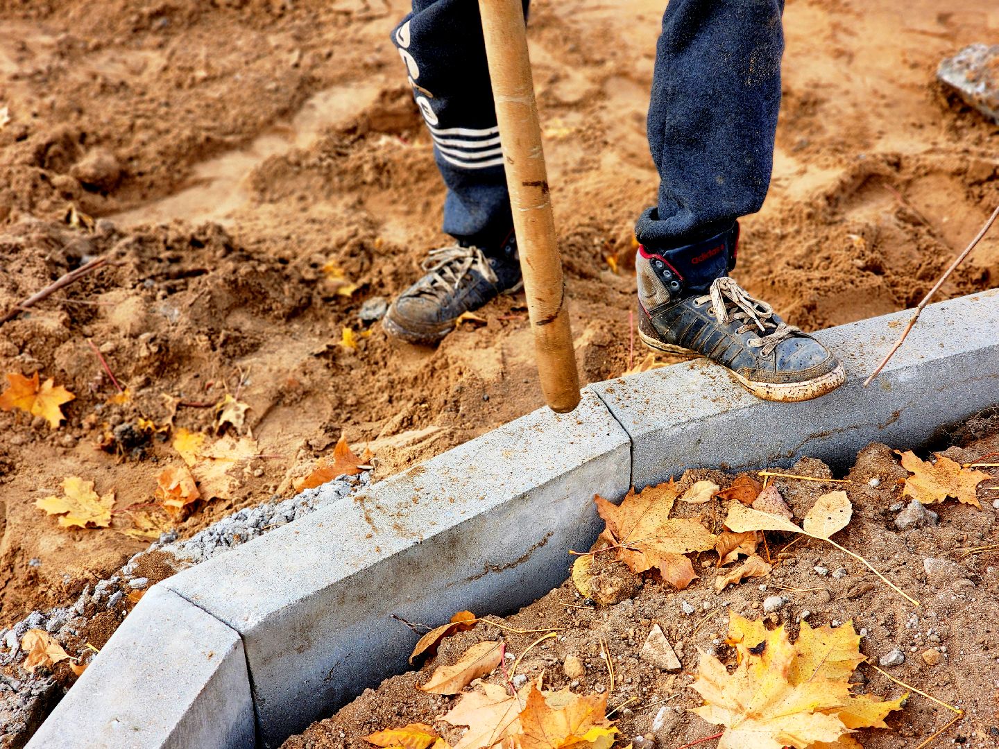 дубна, благоустройство, жкх, тротуары, новые парковочные места,