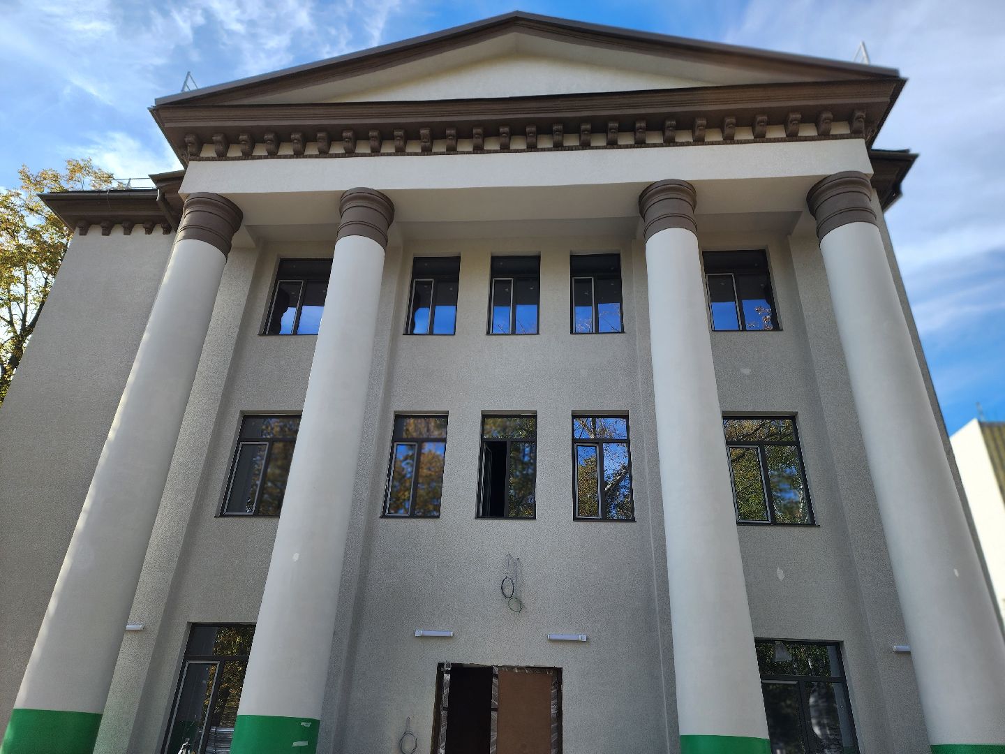 королёв, поликлиника 1 в королеве, капитальный ремонт поликлиники в королеве , медицина в королеве,