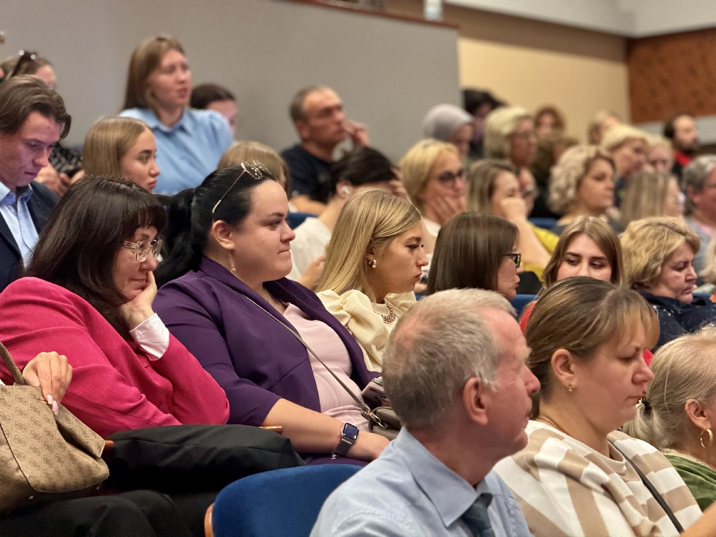 день учителя , поздравили учителей , ленинский округ, детская школа искусств,