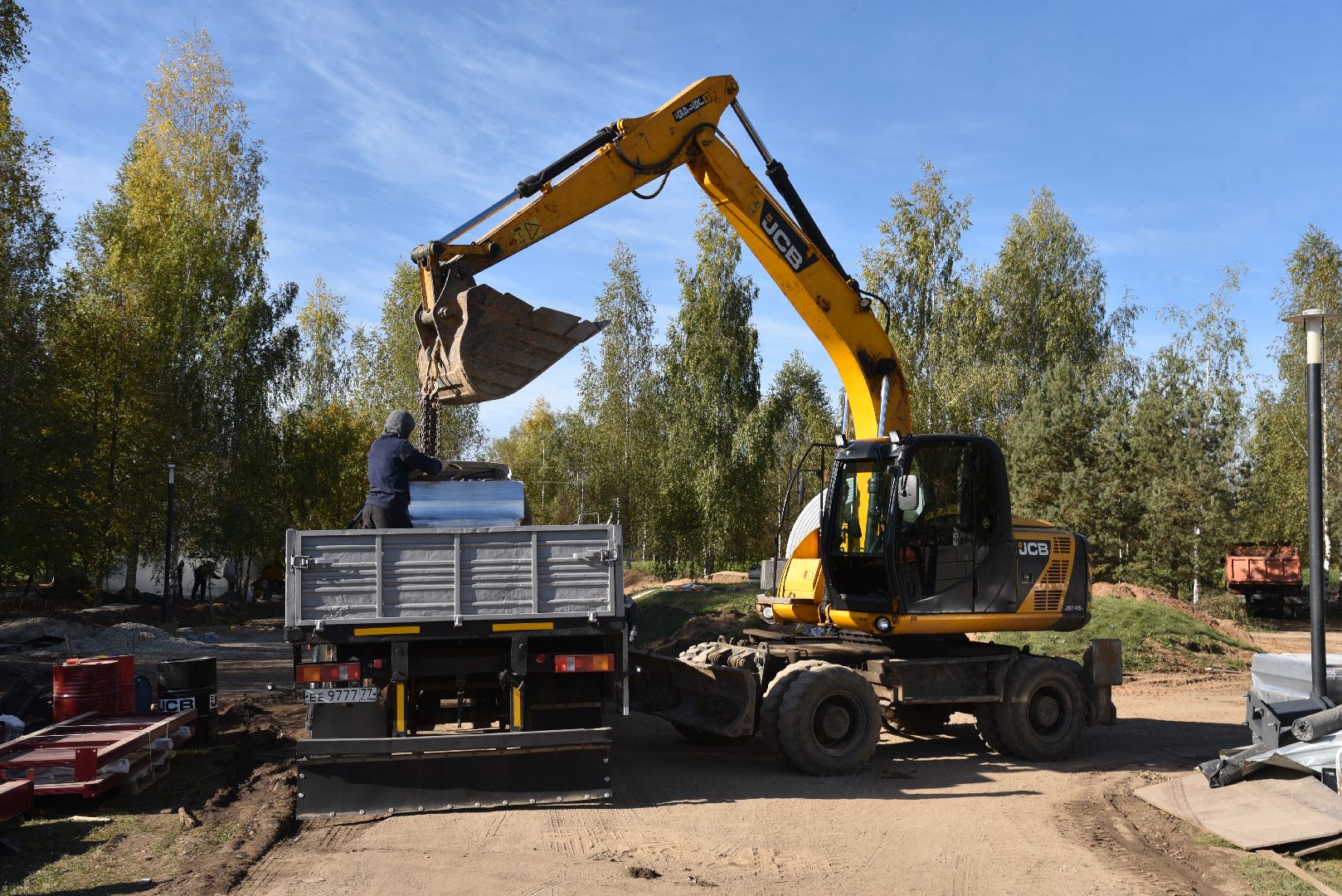 лотошино, благоустройство, формирование комфортной городской среды, стела населенный пункт воинской доблести,