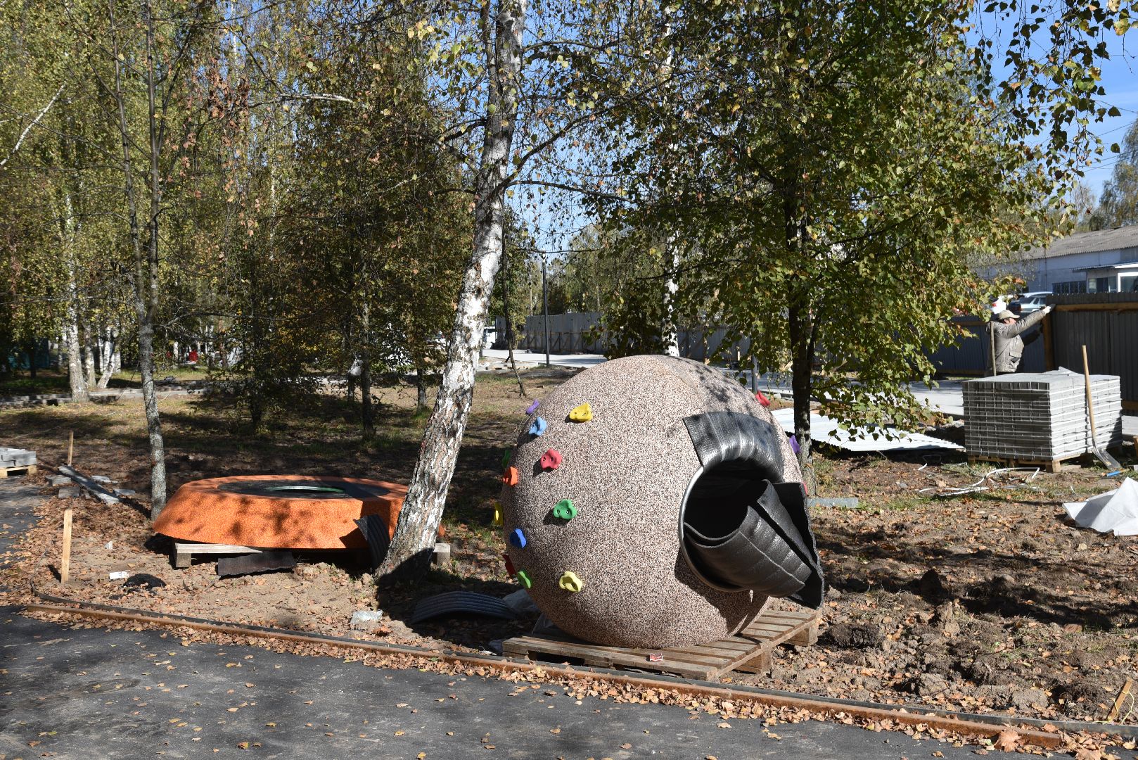 лотошино, благоустройство, формирование комфортной городской среды, стела населенный пункт воинской доблести,