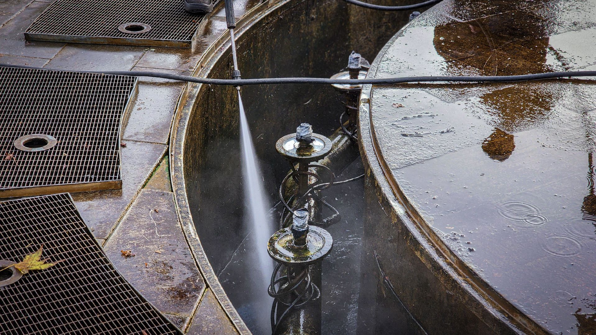 бронницы, отключение фонтана в бронницах, подготовка фонтана к зиме, сухой фонтан в бронницах,