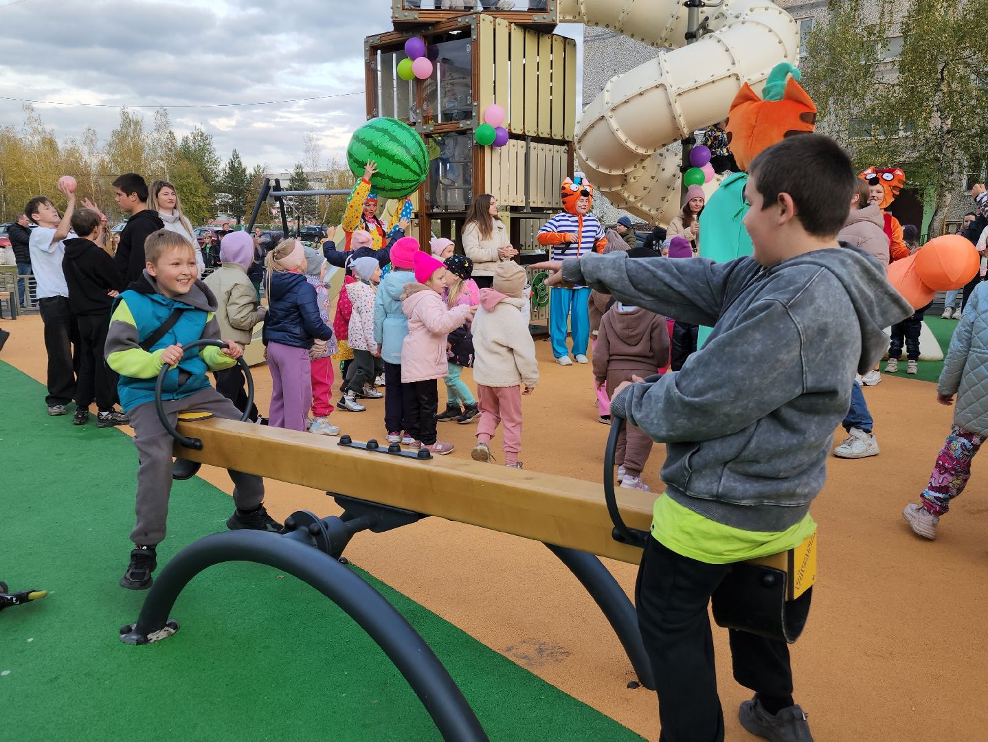 новая детская площадка, благоустройство 2025, давыдово, орехово-зуевский округ,