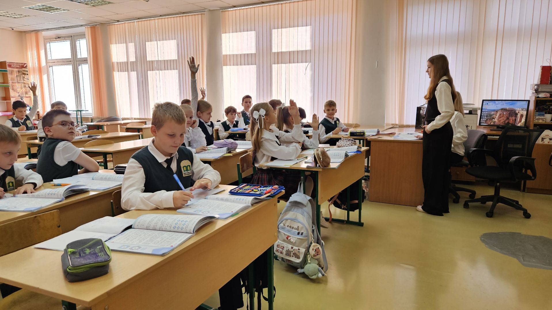 долгопрудный,школа 14, день самоуправления, школьники,